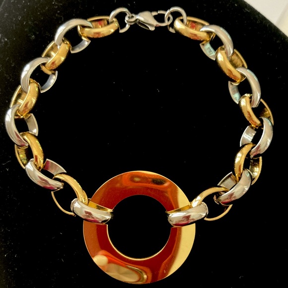 Stainless Steel Gold Plated Chunky Circle Pendant Bracelet - Picture 1 of 2